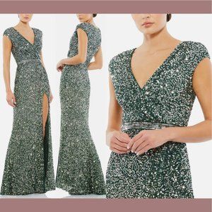 NWT $398 Mac Duggal [ 2 ] Cap‎ Sleeve Sequined High Slit Gown Forest Green